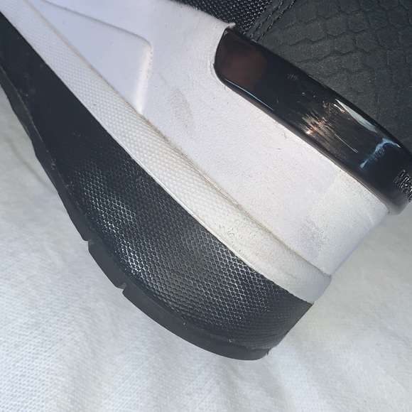 Michael Kors sneakers - Picture 7 of 13